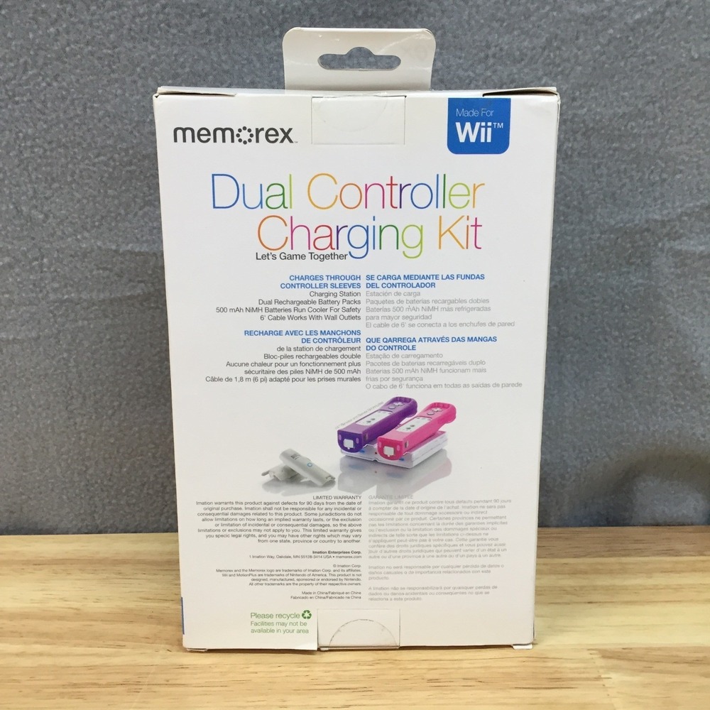 Memorex Dual Controller Charging Kit for Nintendo Wii‎ MCAD10HM White New